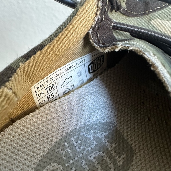 NWT Hey Dude Camo Baby Toddler Shoes Size 6 - Picture 5 of 5